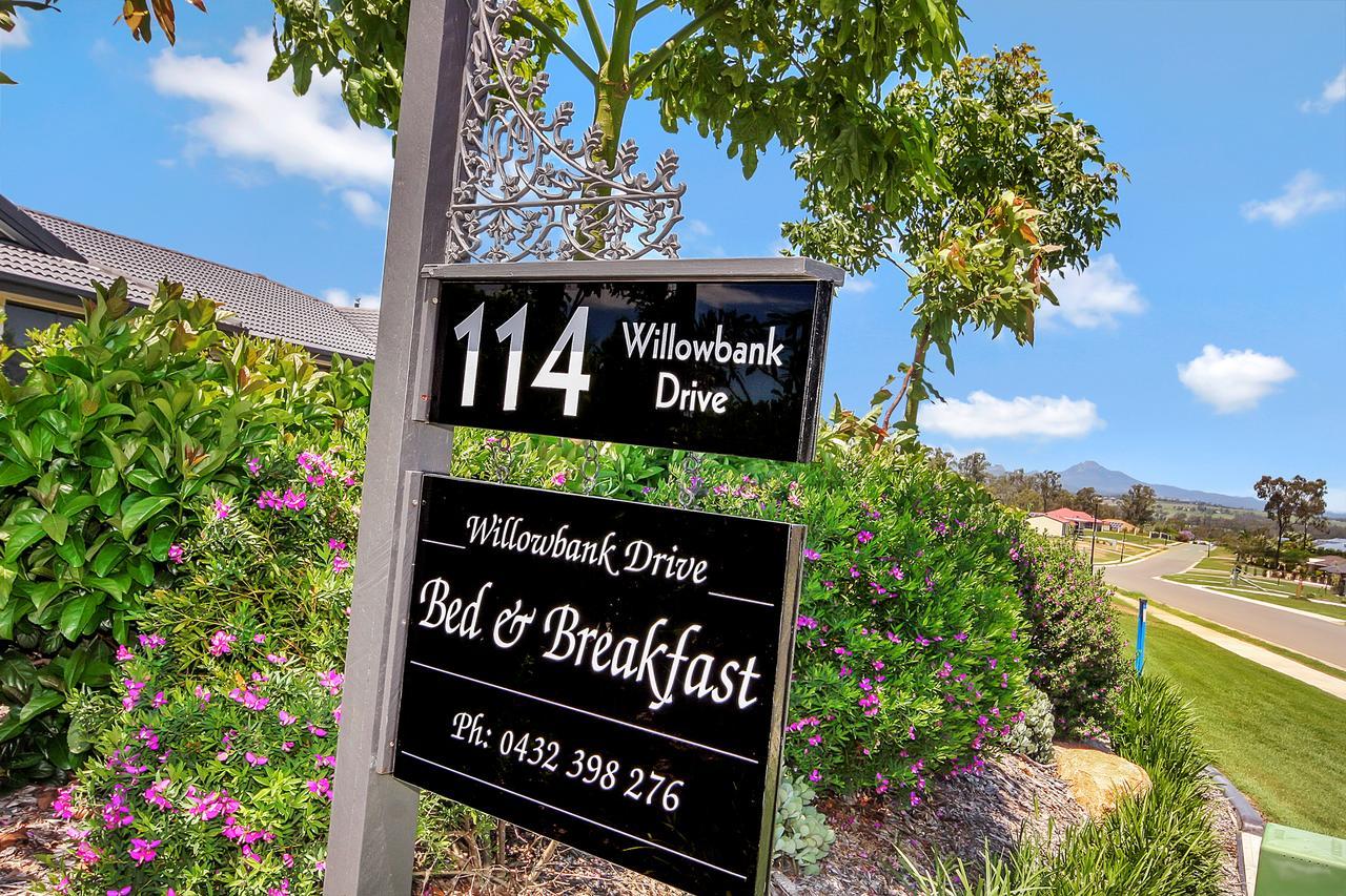 Willowbank Drive Bed & Breakfast Exterior photo